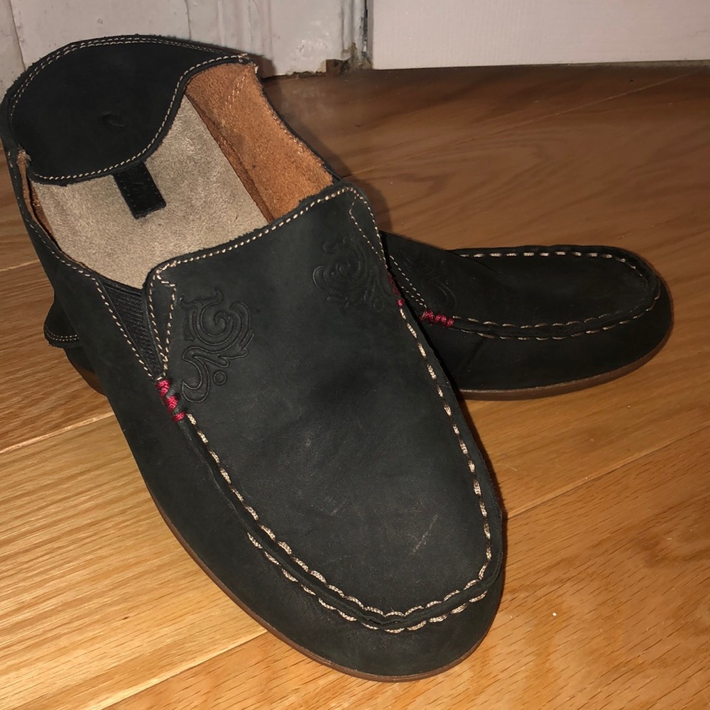 Olukai women’s slip-ons